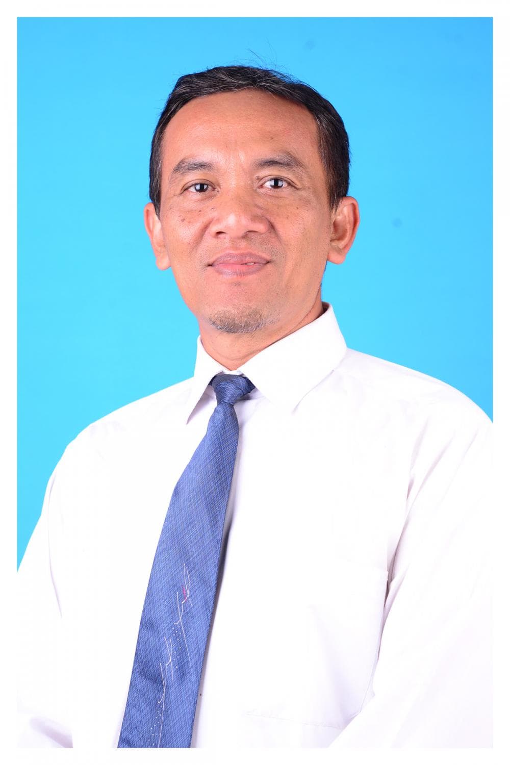 DR. EDY MULYANTO, S.SI., M.KOM